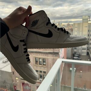 Jordan 1 Yin/Yang barely worn